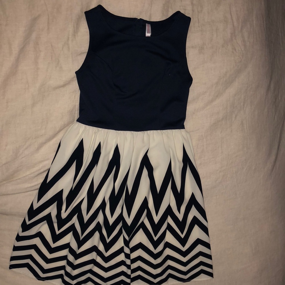 Ivory/navy dress